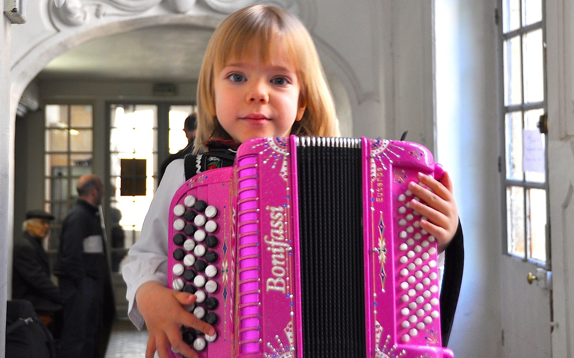 Madlyn Schola cantorum