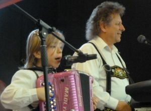 Madlyn – Galerie Orchestre avec papa